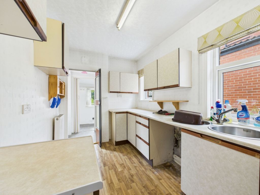 Property photo 3 of 23