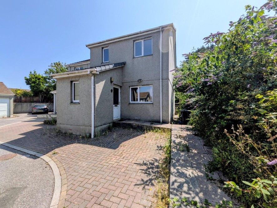 Property photo 1 of 12