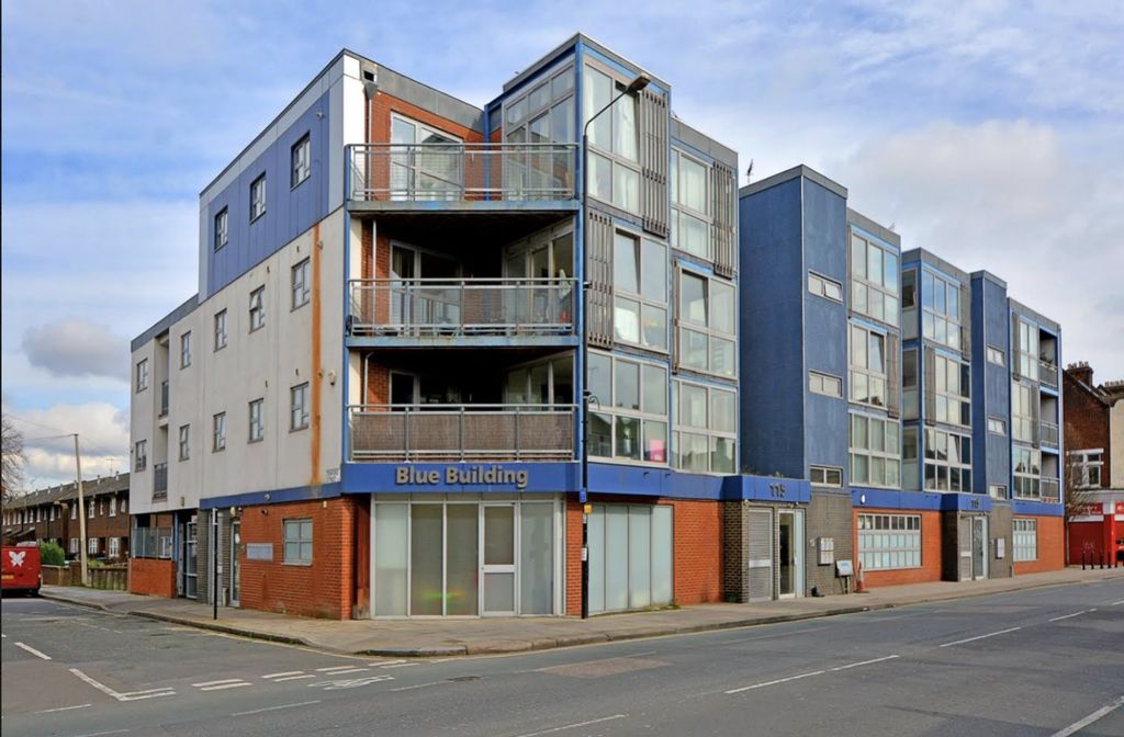 Property photo 2 of 11 Denford11