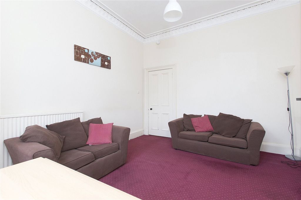 Property photo 2 of 12 Picture No. 18