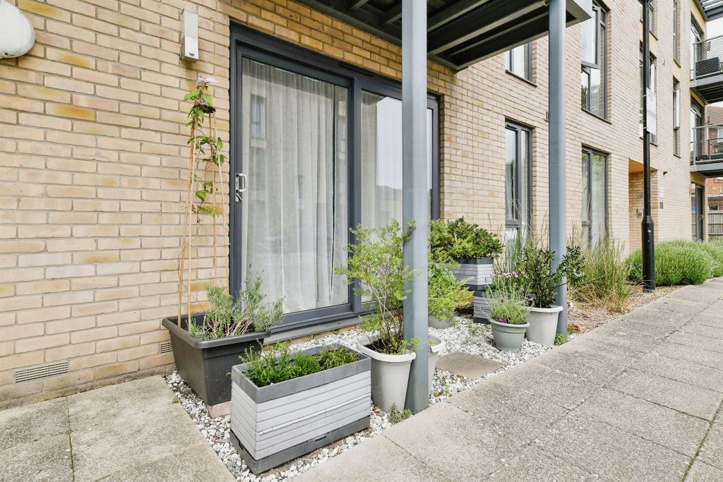 Property photo 3 of 14