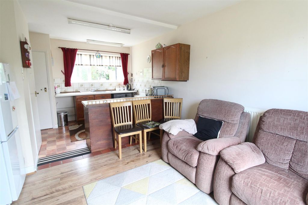 Property photo 3 of 16 Img_4203.Jpg
