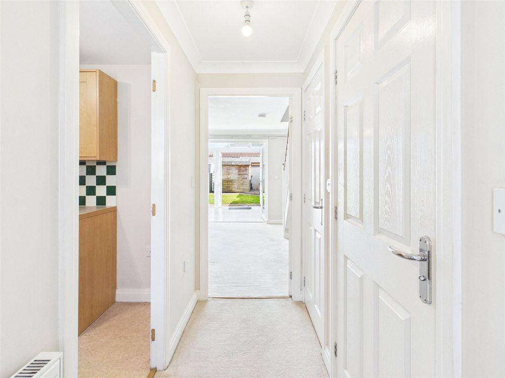 Property photo 3 of 20 Picture No. 01