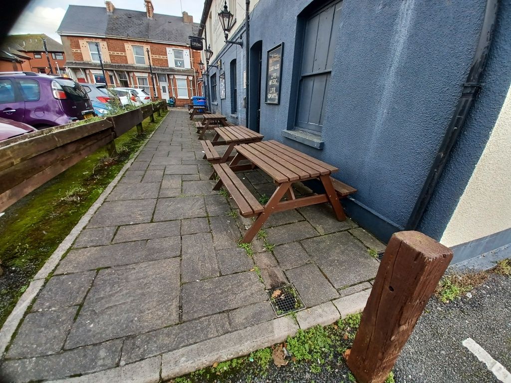 Property photo 3 of 8 Photo 2