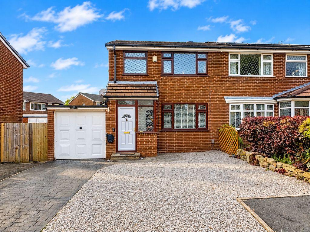 Property photo 1 of 16 External