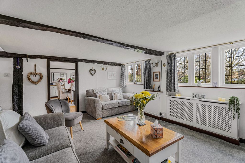 Property photo 2 of 24