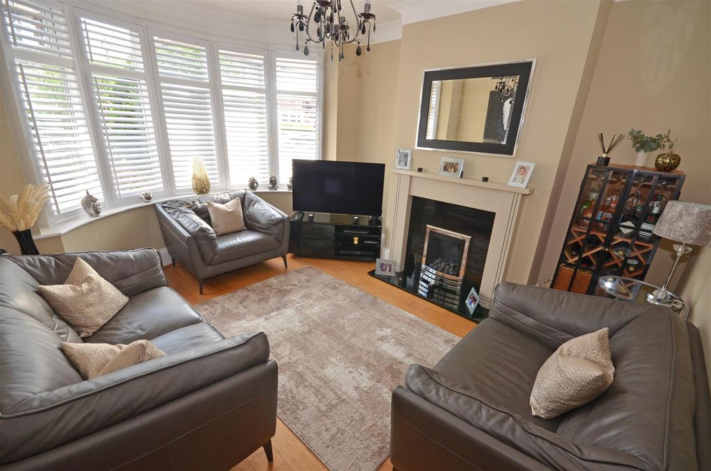 Property photo 3 of 26 04.Jpg