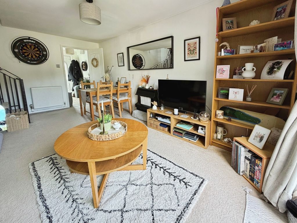 Property photo 2 of 11 Pbox-Img.Jpg