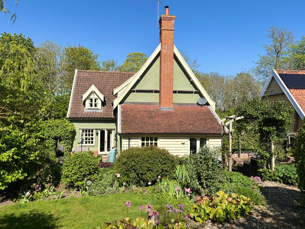 Property photo 1 of 25
