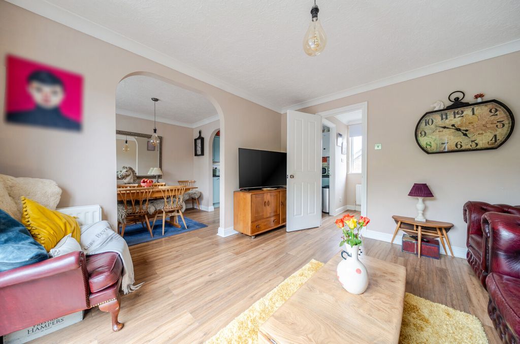 Property photo 3 of 16 1464820-13-6A2Ae0...
