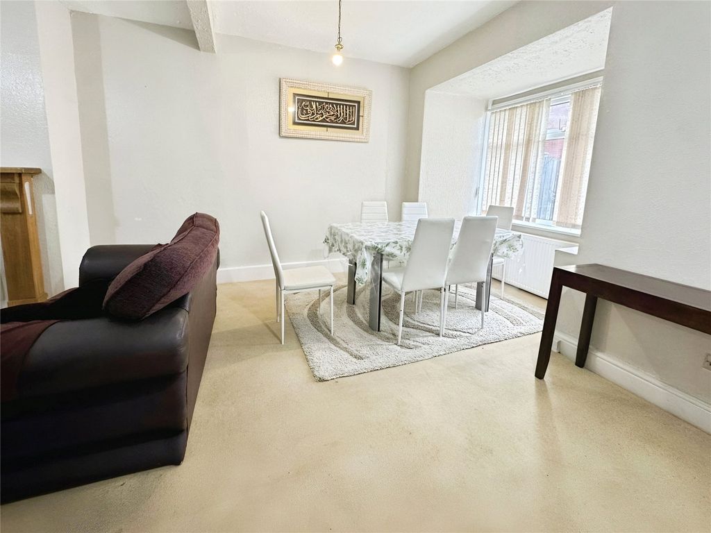 Property photo 3 of 9 Picture No. 05