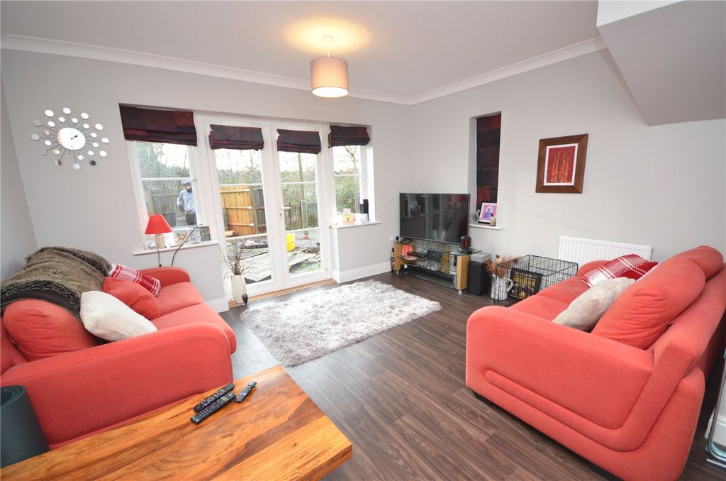 Property photo 2 of 11 Picture No. 16