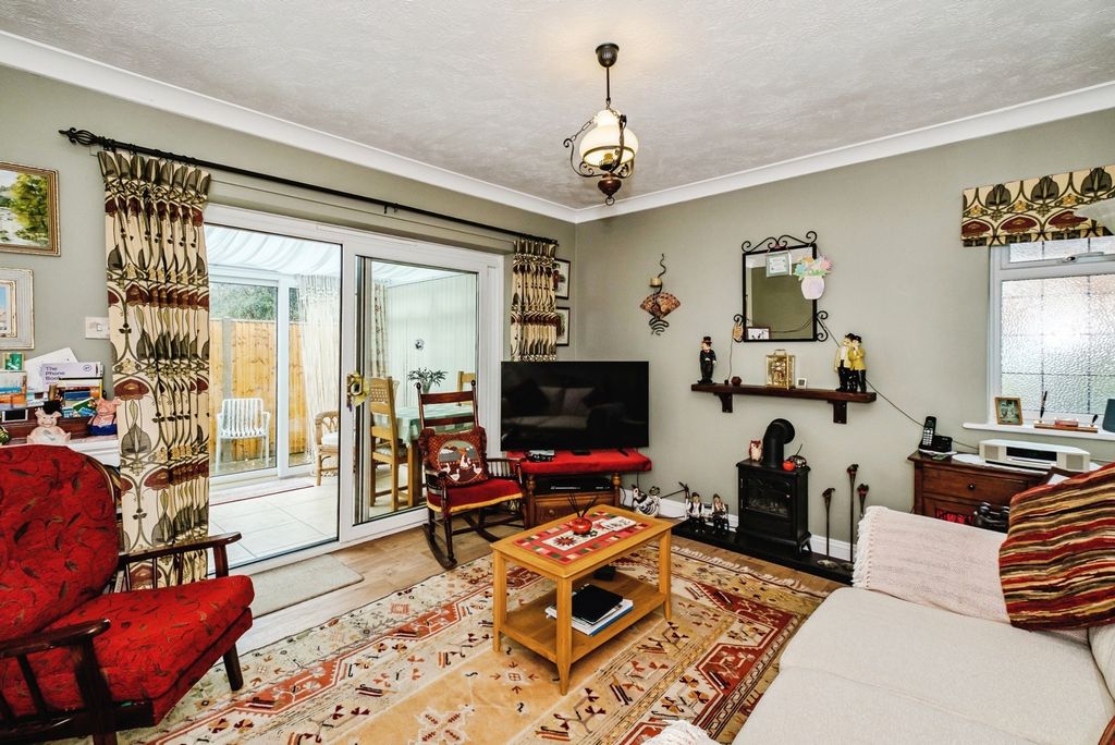 Property photo 3 of 23 Pbox-Img.Jpg