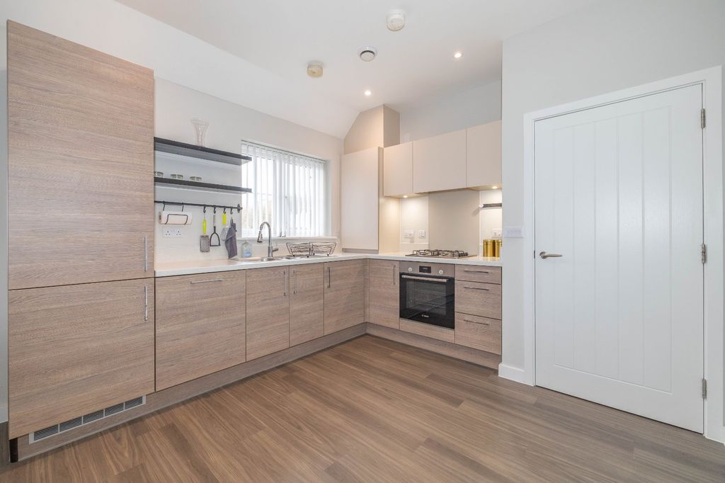 Property photo 3 of 11 Picture 3