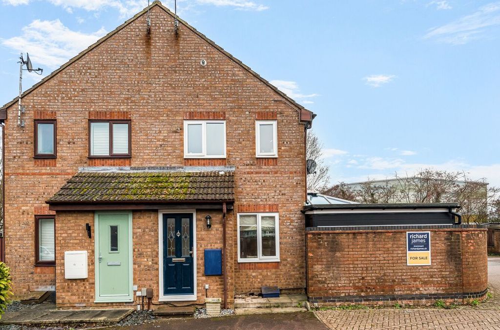 Property photo 1 of 11 697Becacdac1014061911697B3914629B1