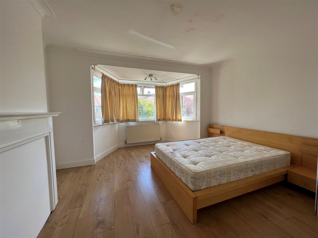 Property photo 3 of 10 2.Jpg