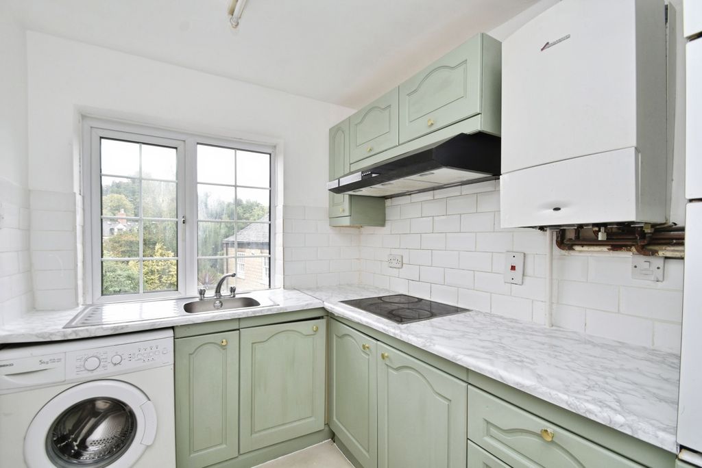 Property photo 3 of 10 Pbox-Img.Jpg