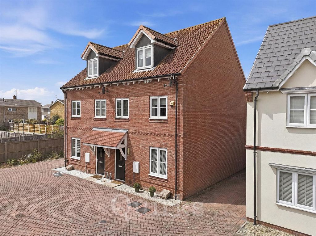 Property photo 1 of 13 5_001_Dji_20240830134259_0075.Jpg