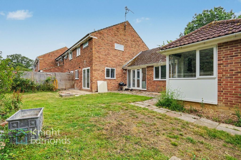 Property photo 1 of 14 Garden
