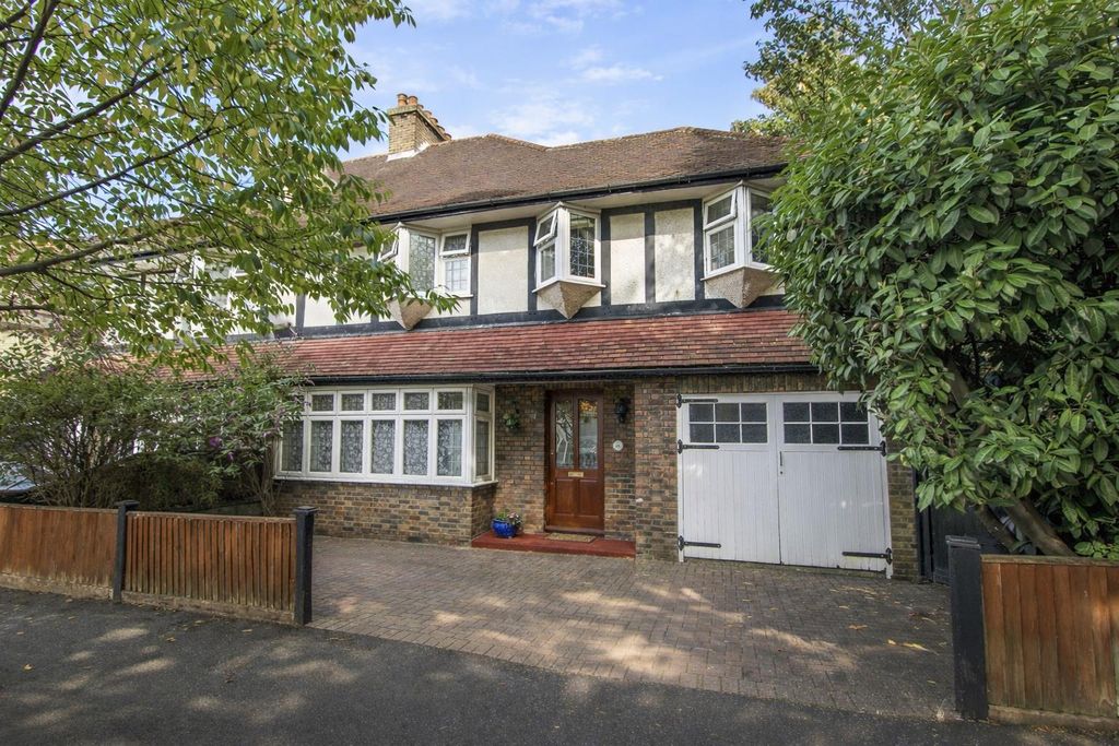 Property photo 1 of 24 F.Jpg