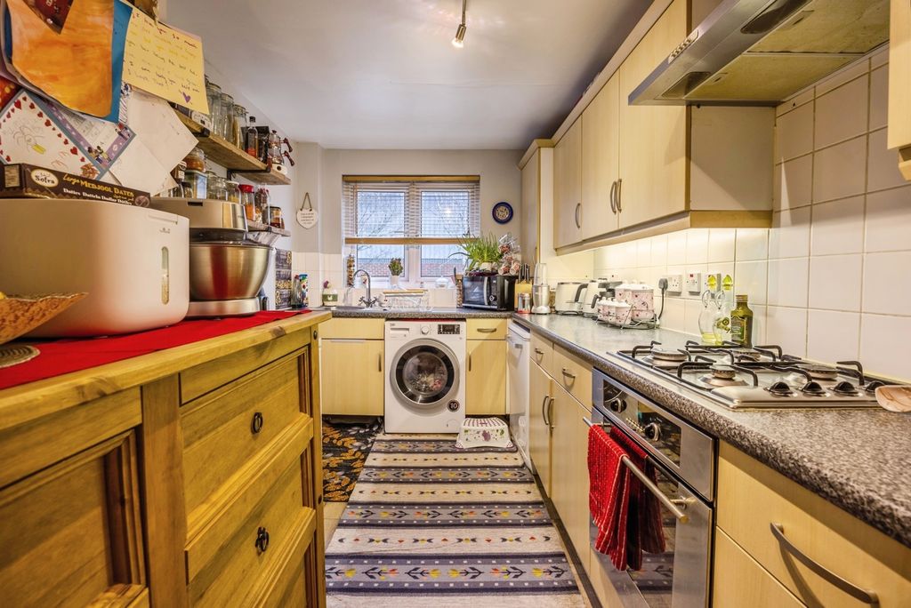 Property photo 3 of 15 Pbox-Img.Jpg