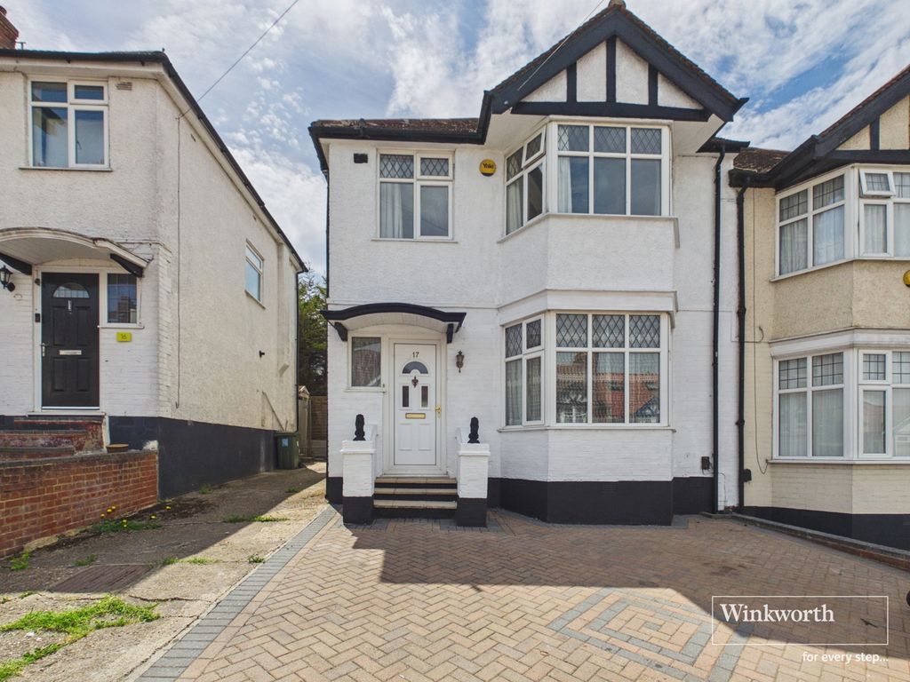 Property photo 3 of 12 Front