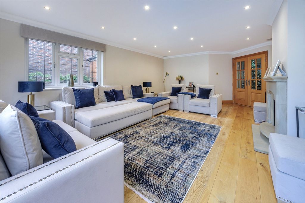 Property photo 3 of 34 Picture No. 73