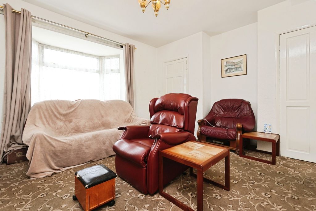 Property photo 2 of 14 Pbox-Img.Jpg