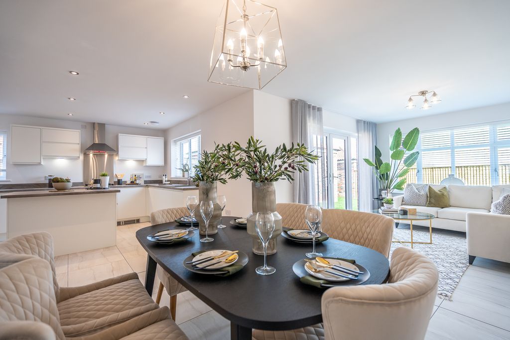 Property photo 2 of 23