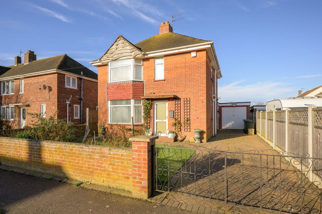 Property photo 1 of 25