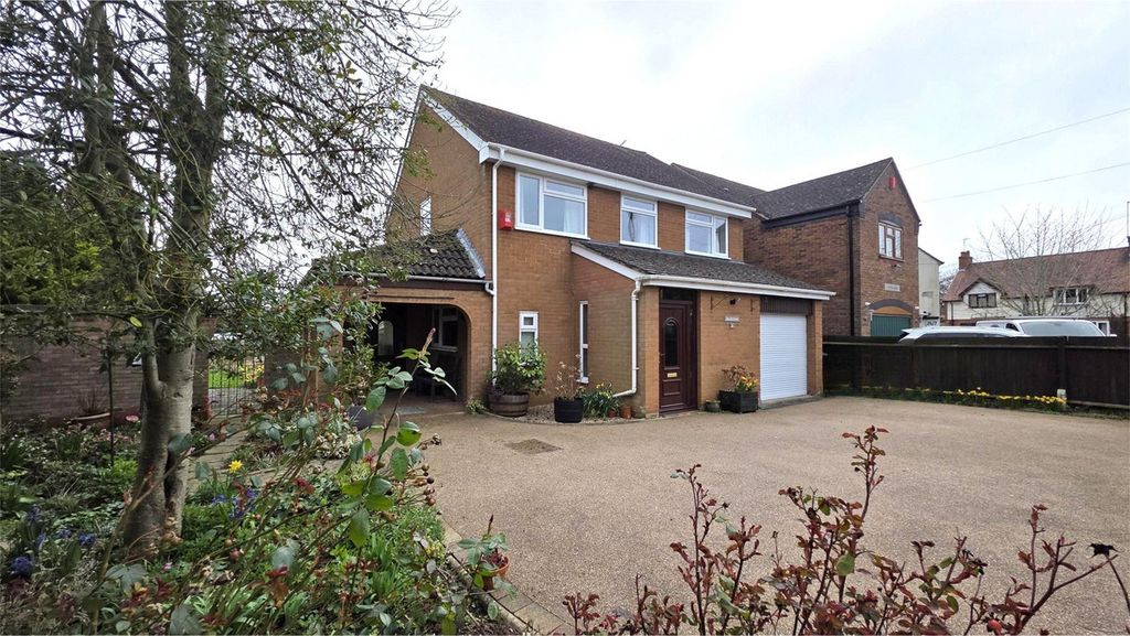 Property photo 2 of 25