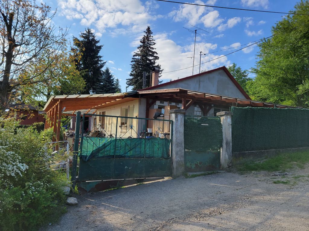 Property photo 2 of 7
