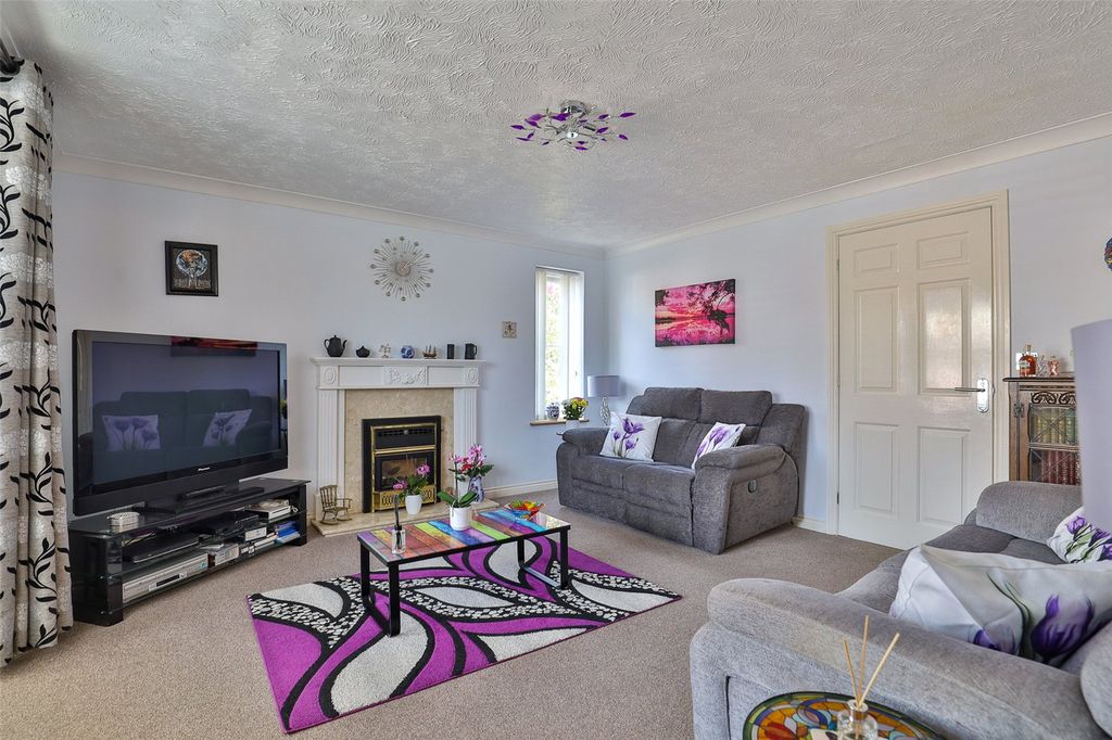 Property photo 3 of 25 Picture No. 07