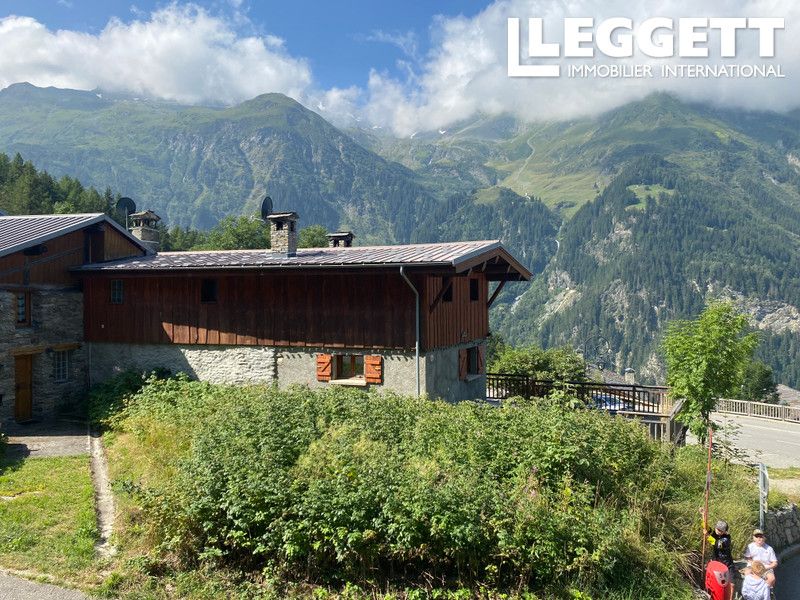 Property photo 3 of 10