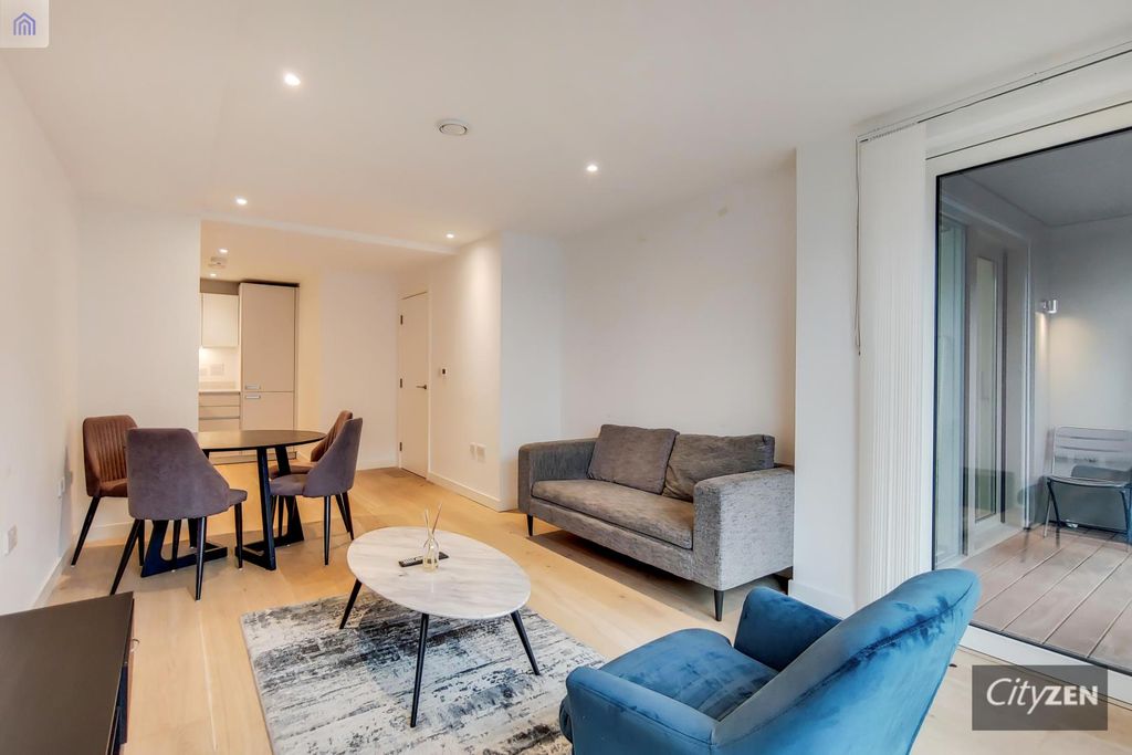 Property photo 1 of 17 Reception Room