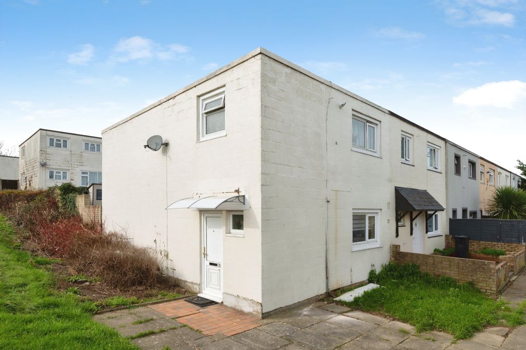 Property photo 1 of 16