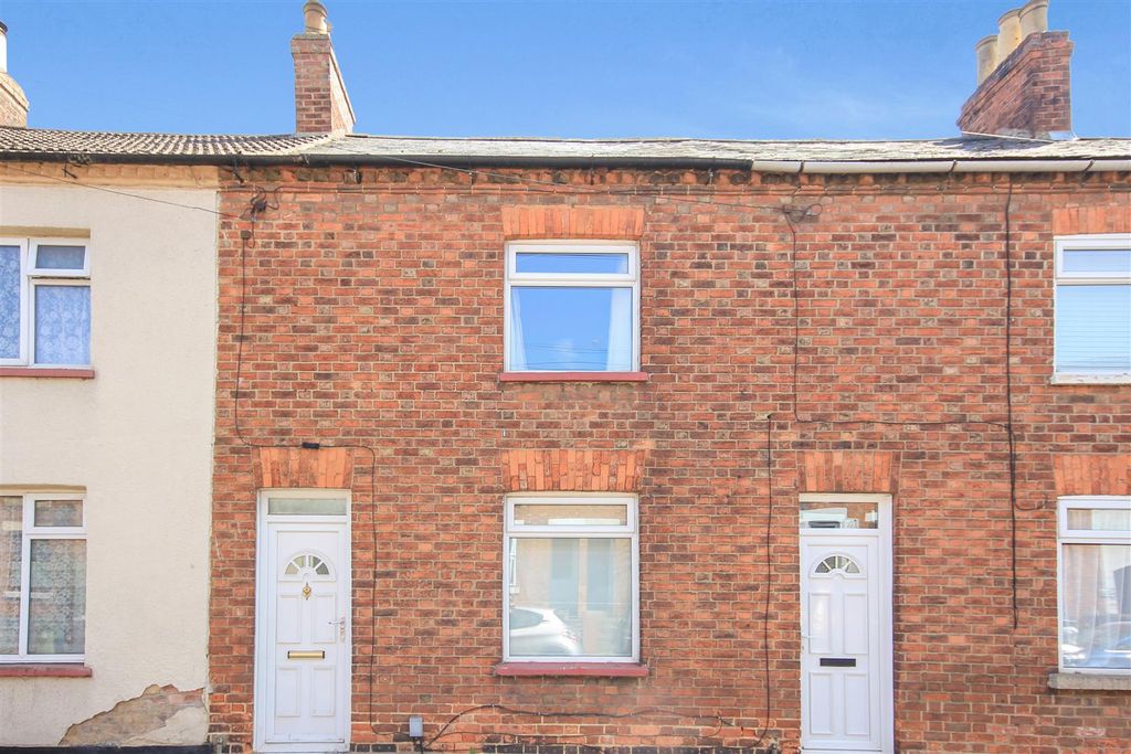 Property photo 1 of 14 Front.Jpg