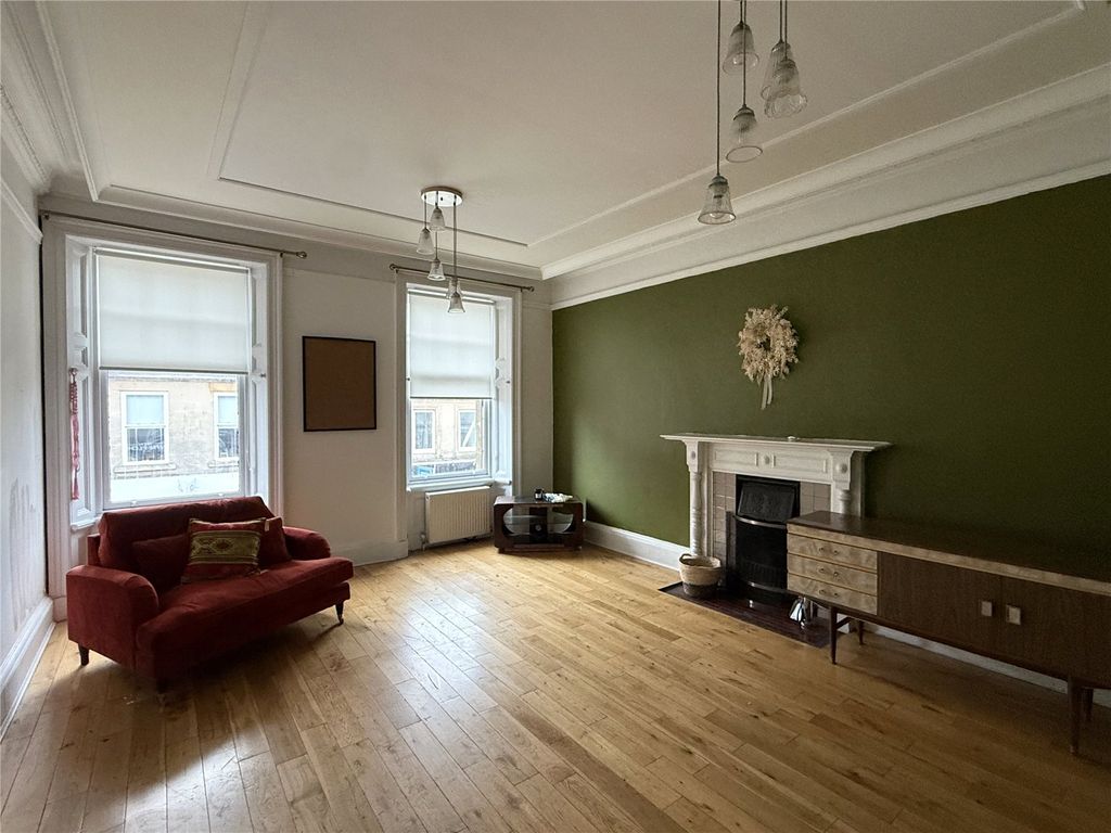 Property photo 2 of 19 Picture No. 22