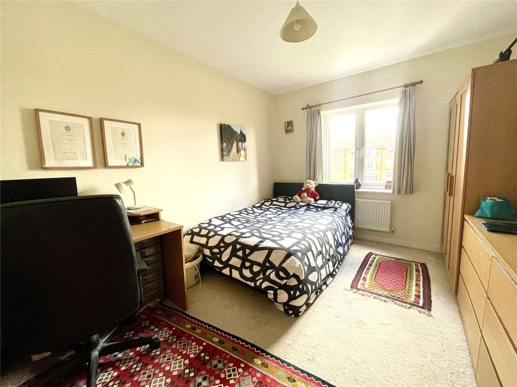 Property photo 3 of 10 Picture No. 17