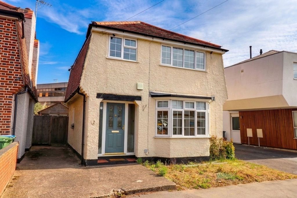 Property photo 1 of 16