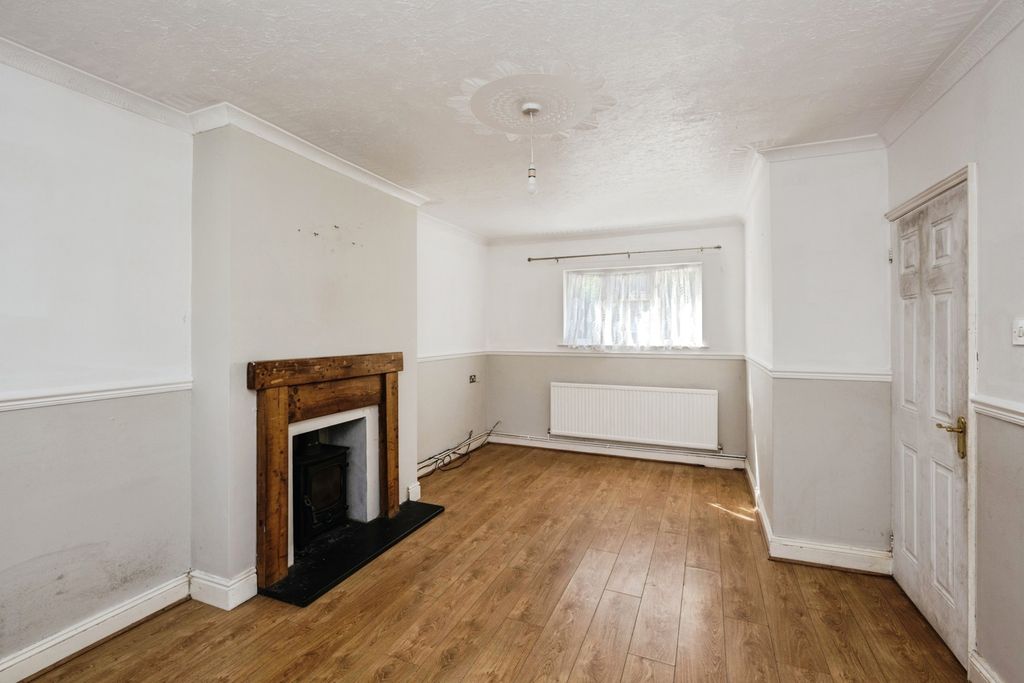 Property photo 2 of 20 Pbox-Img.Jpg