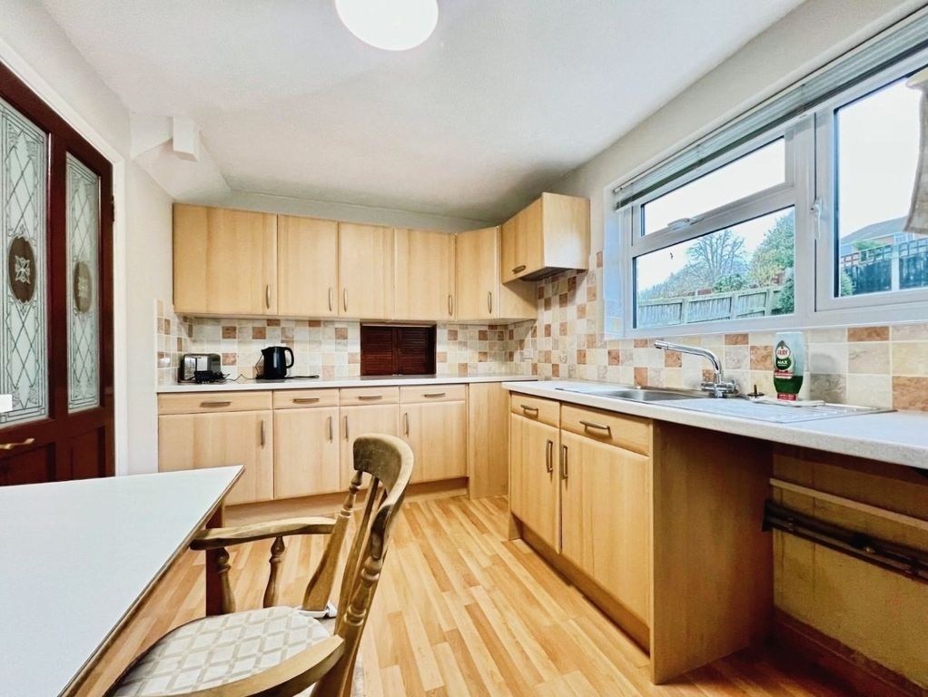 Property photo 2 of 16 Pbox-Img.Jpg