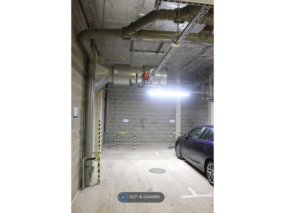 Property photo 2 of 8