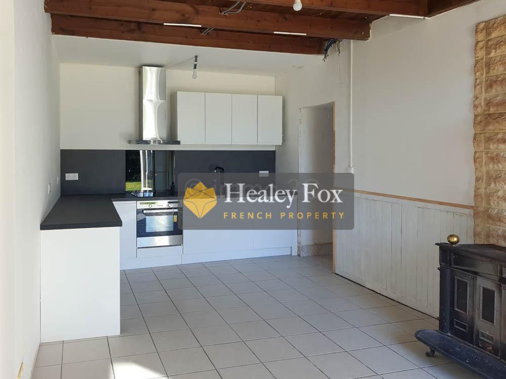 Property photo 3 of 19