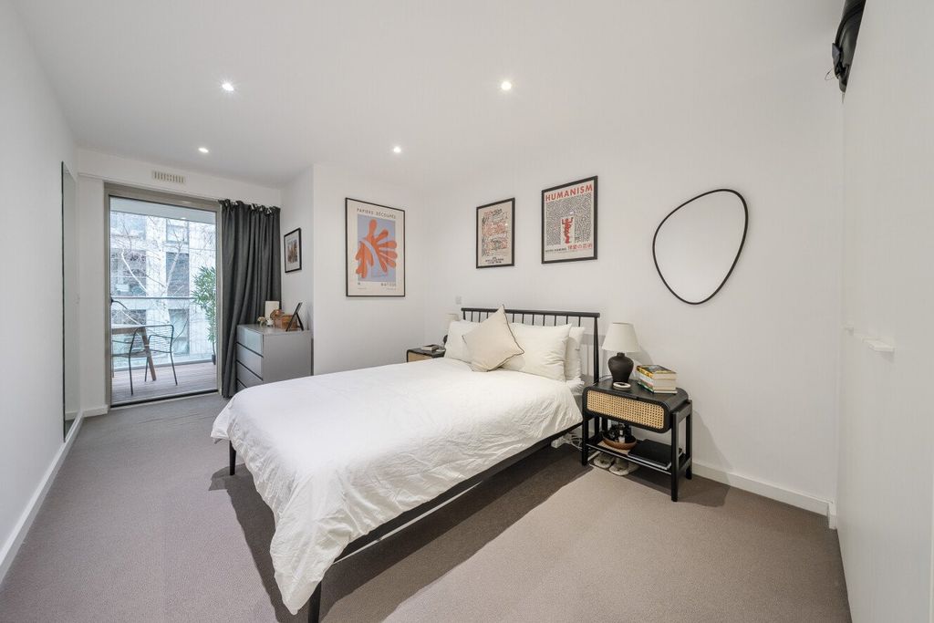 Property photo 3 of 23 Picture No. 21