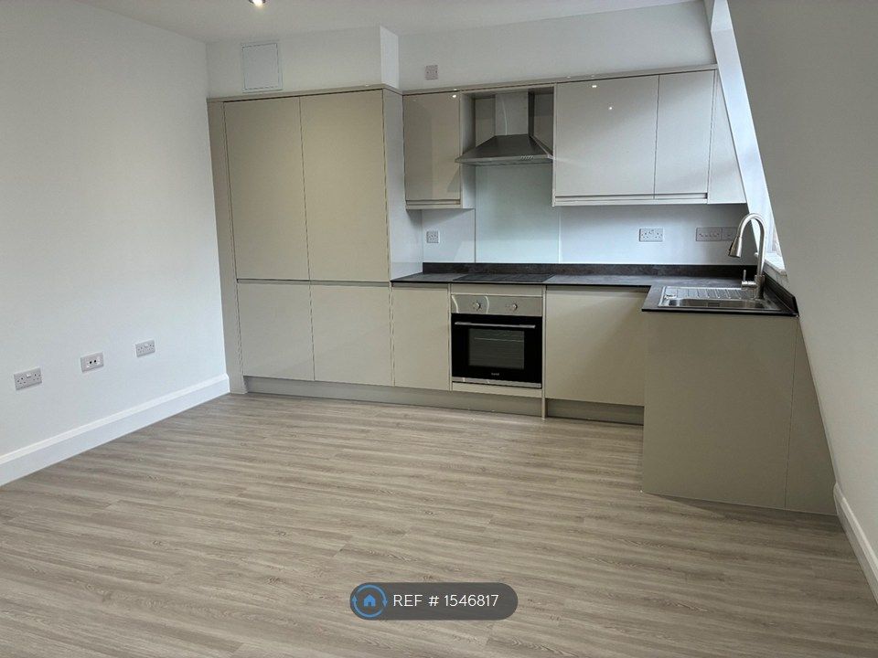 Property photo 1 of 14 Kitchen