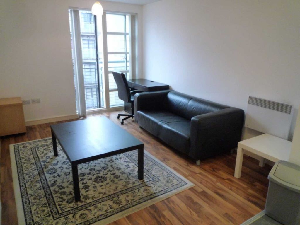 Property photo 2 of 10