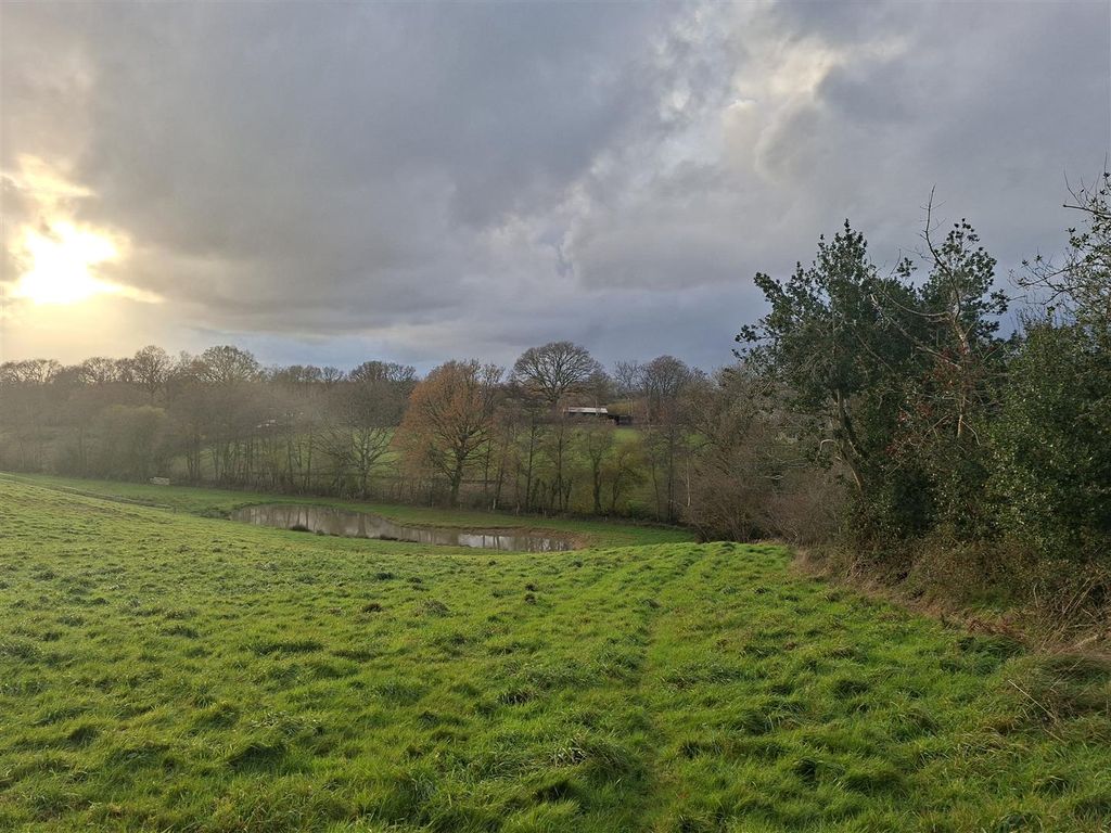 Property photo 1 of 7 20251202_145625.Jpg