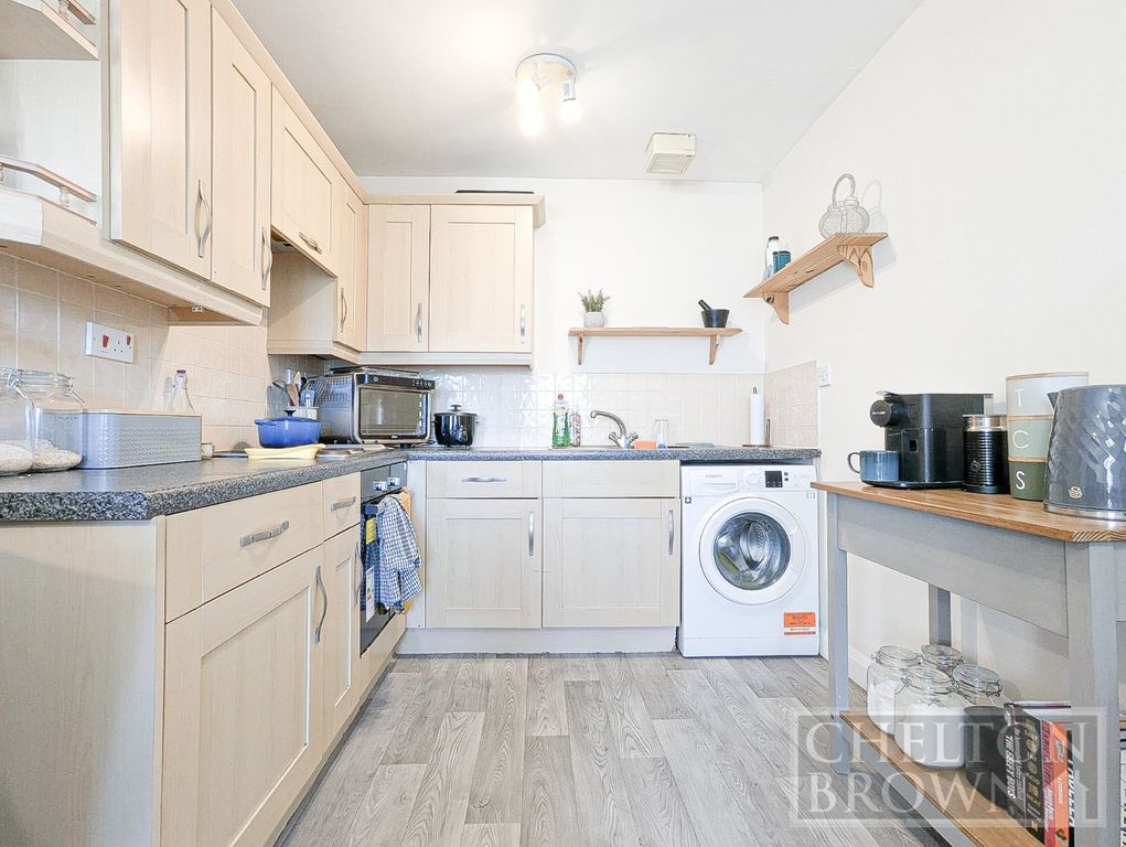 Property photo 2 of 15 Kitchen