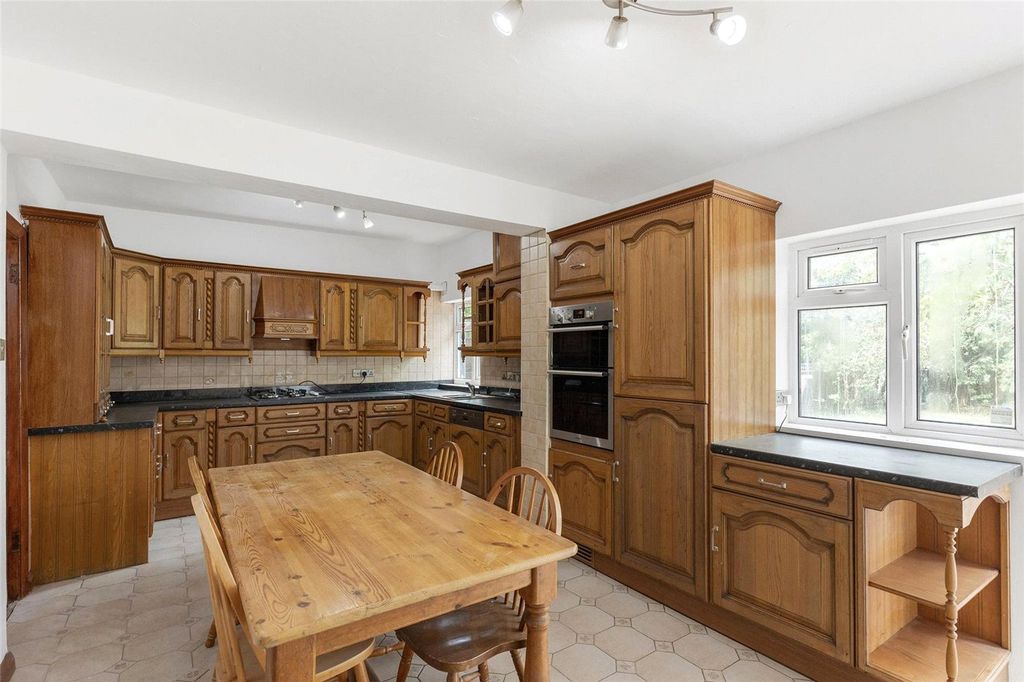 Property photo 3 of 21 Picture No. 09